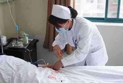 成人输液大厅怎么输液视频,视频教学详解